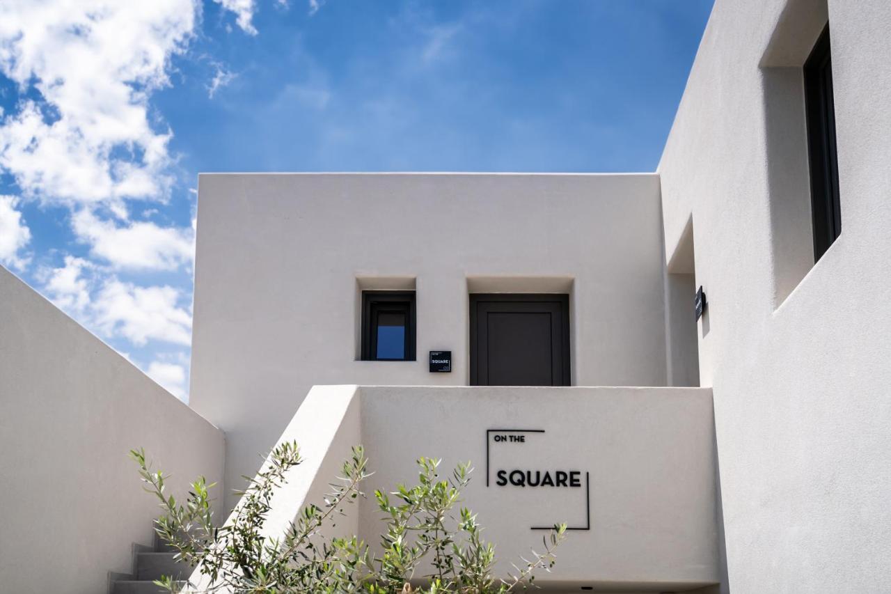 PýrgosOn The Squareアパートメント エクステリア 写真